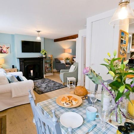 Melvin Cottage Бомарис Экстерьер фото